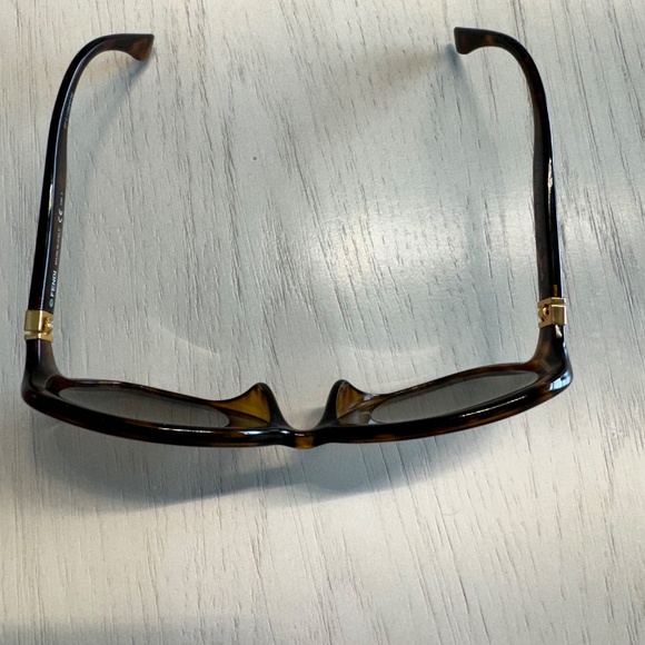 Fendi Brown Tortoise Large Sunglasses - Picture 2 of 8